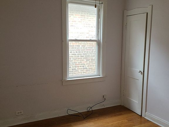 5th image of 1511 N Menard Ave