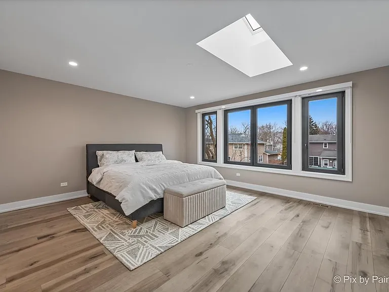 148 Oak St — Photo 26