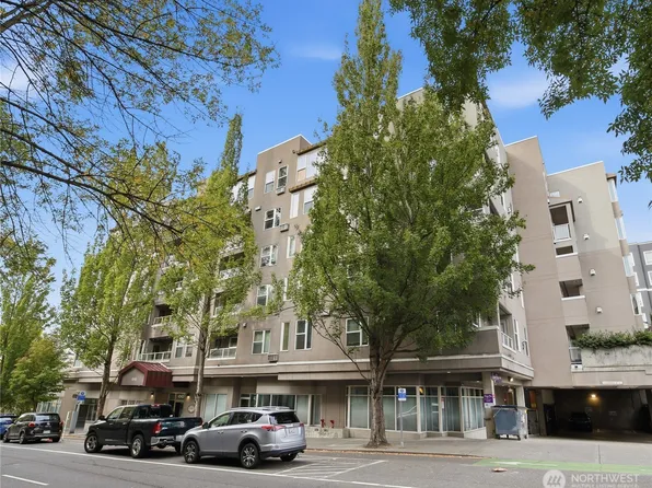 4343 Roosevelt Way NE #404, Seattle, WA 98105