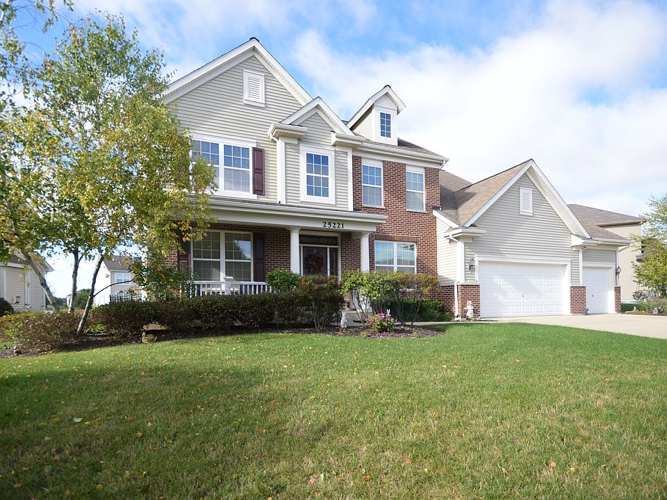 1st image of 25221 W Balmoral Dr