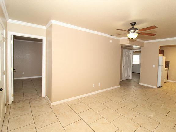 3rd image of 2068 N Leverett Ave APT 1