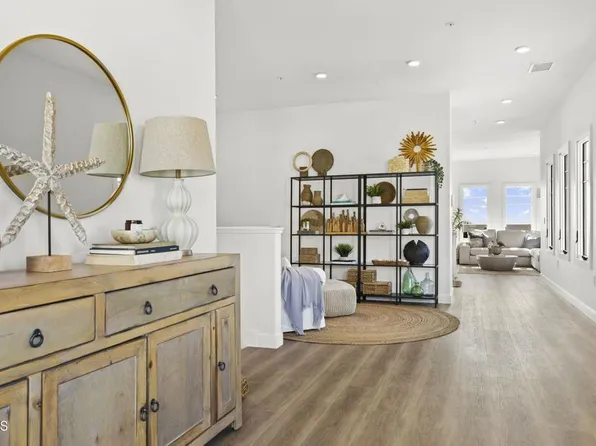 2176 E Main St #111, Ventura, CA 93001