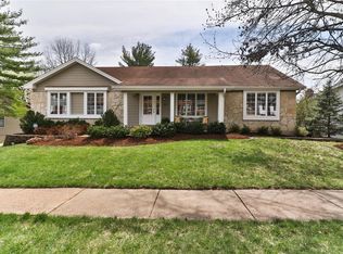 660 Dougherty Estates Dr, Ballwin, MO