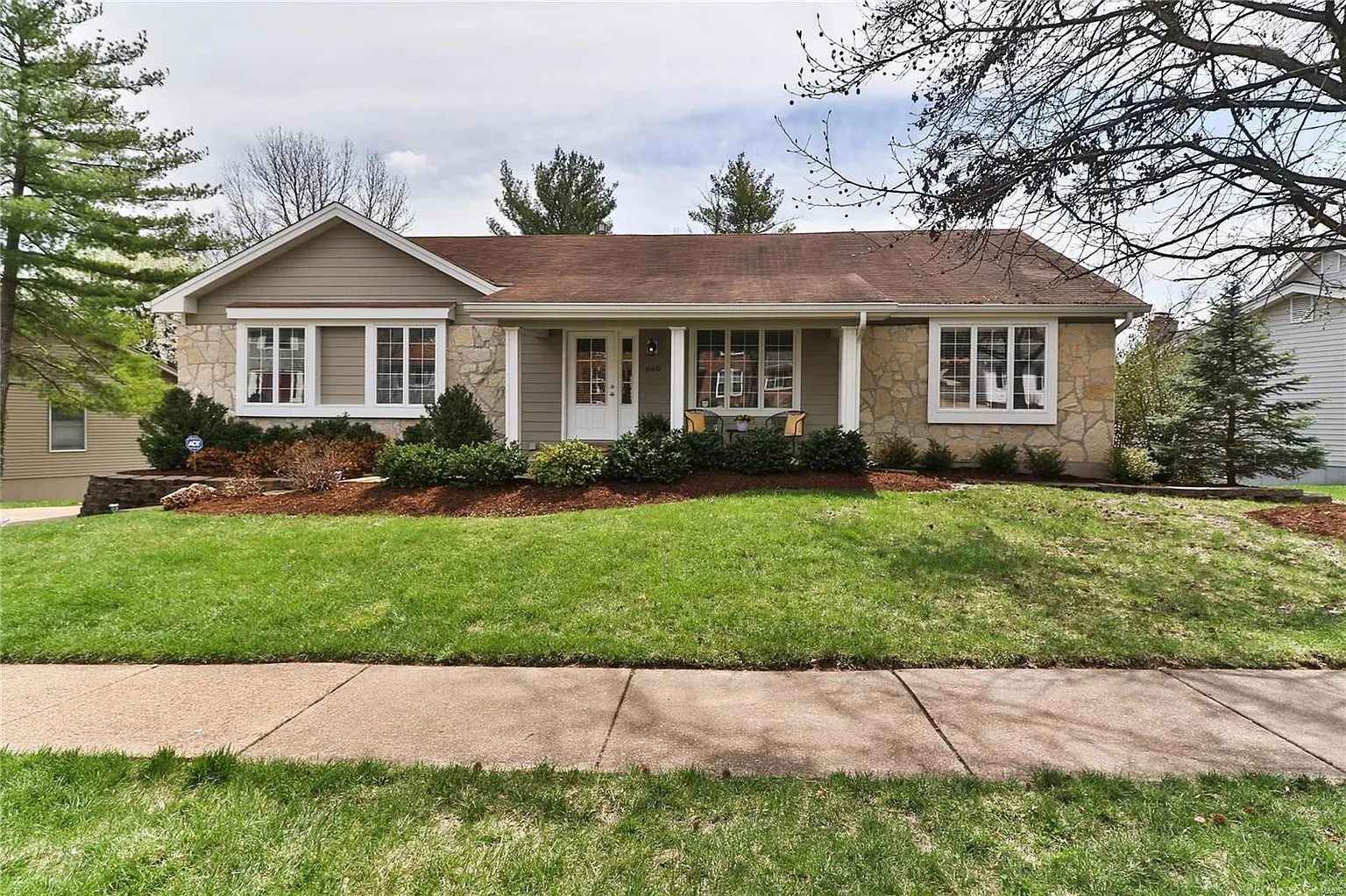 660 Dougherty Estates Dr photo 1