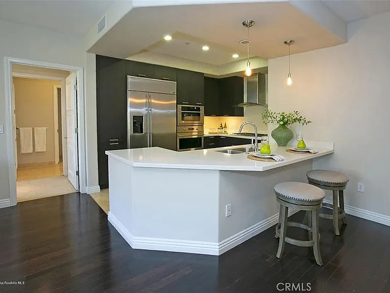 511 Caruso Ave — Photo 9