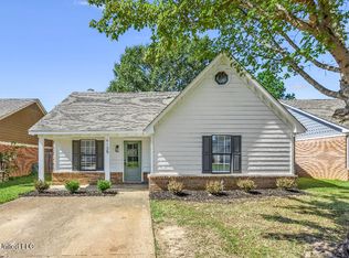 7135 Hampton Dr, Horn Lake, MS 38637