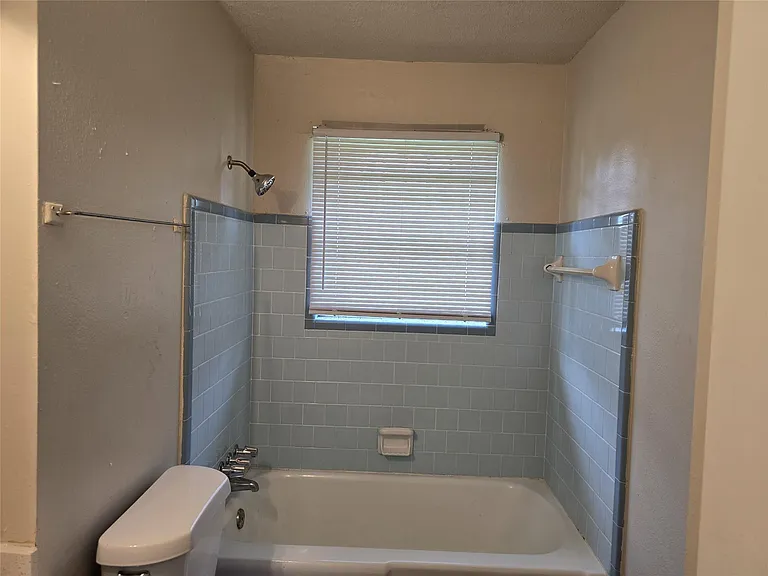 7731 Melanie St — Photo 7