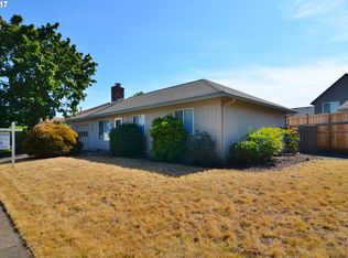 3106 Kentwood Dr, Eugene, OR 97401