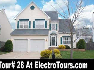 28 Ann Dr, Mount Laurel, NJ 08054