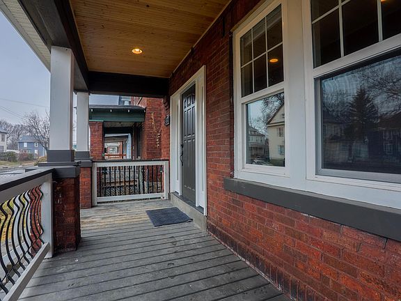 3rd image of 594 Lilley Ave