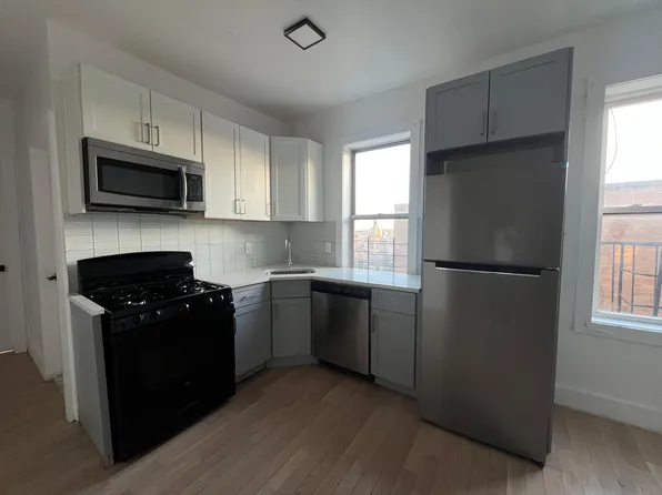 15 Gifford Ave #54E, Jersey City, NJ 07304