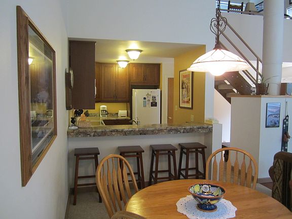 Dining area into kitchen