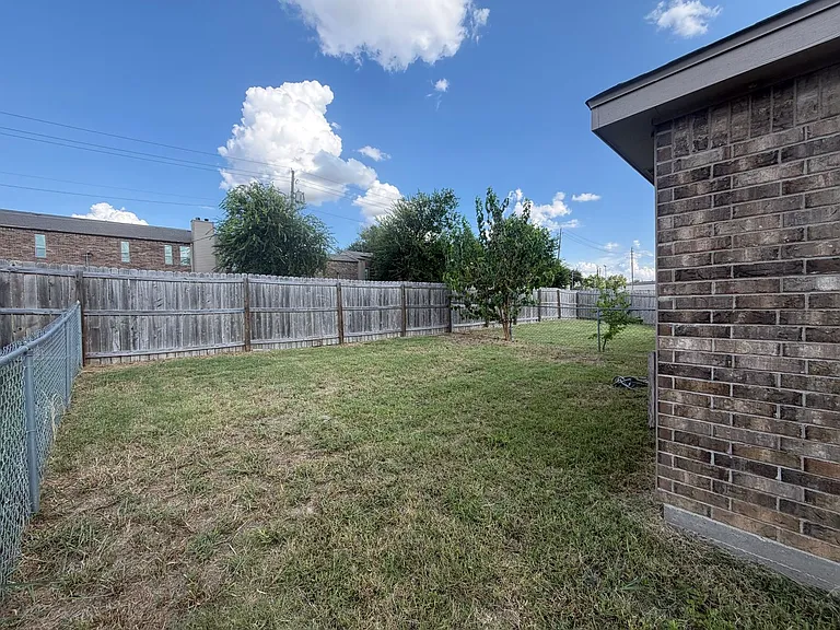 403 Olaf Dr #A — Photo 18