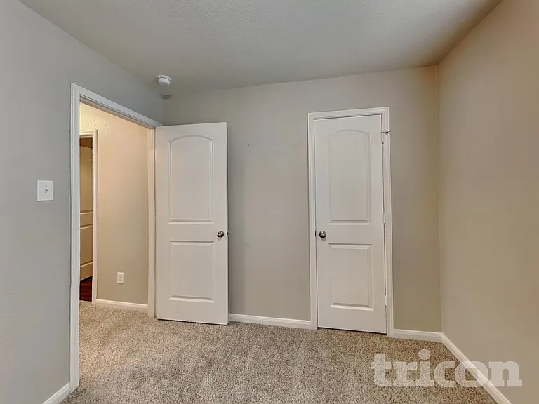 6115 Southern Vis — Photo 12