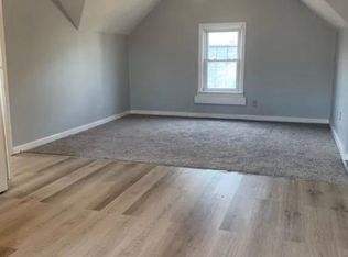 485 Coggeshall St #3, New Bedford, MA 02746