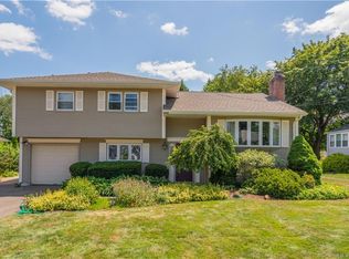 61 Parsons Dr, West Hartford, CT 06117