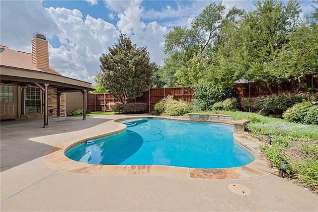 1st image of 1213 Kesser Dr