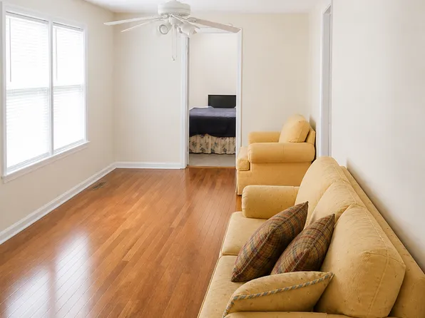 357 Melvin Hill Rd, Campobello, SC 29322