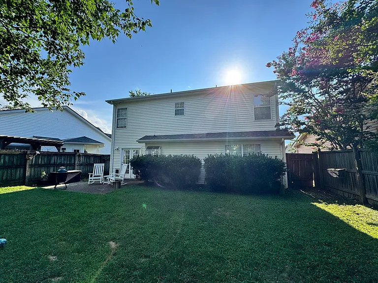 7037 Penbrook Dr — Photo 20