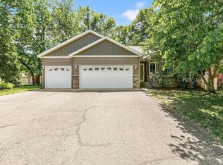 1734 Maple Ct, Saint Cloud, MN 56304