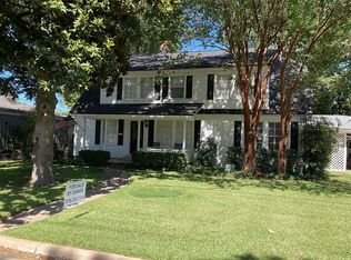 1519 Bowie St, Columbus, TX 78934