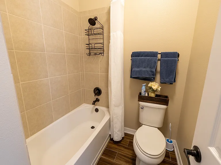 Jack and Jill Bathroom Water Closet