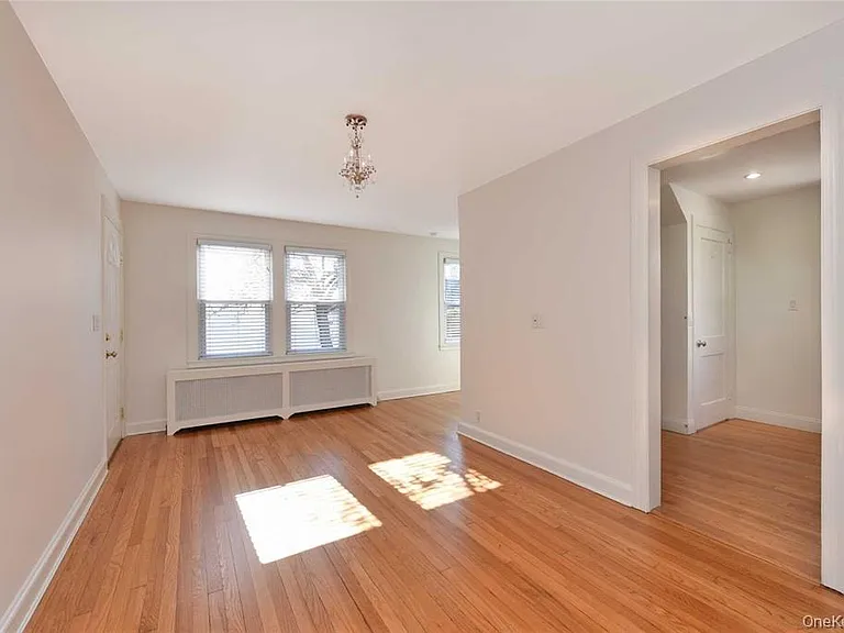 30 N Maryland Ave #B — Photo 10