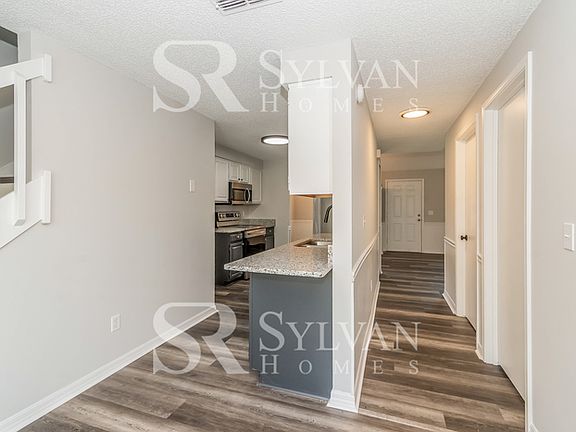 3rd image of 7941 Campbell Town Ct