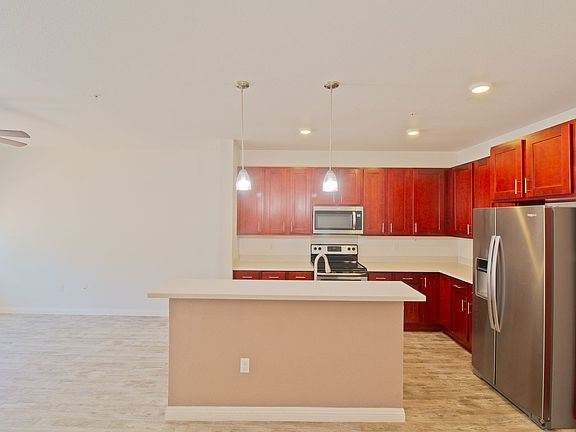 3rd image of 550 Kamaaha Ave APT 904