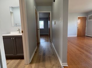 2674 Clarke St #3E, River Grove, IL 60171