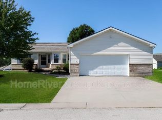 12300 N Pomona Ave, Kansas City, MO 64163