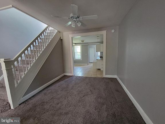 5th image of 2730 Winchester St