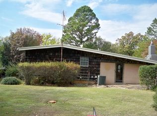 180 Grandview Cir, Locust Grove, OK 74352