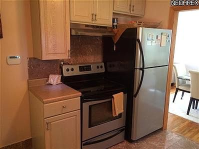 2nd image of 1511 Woodland St NE