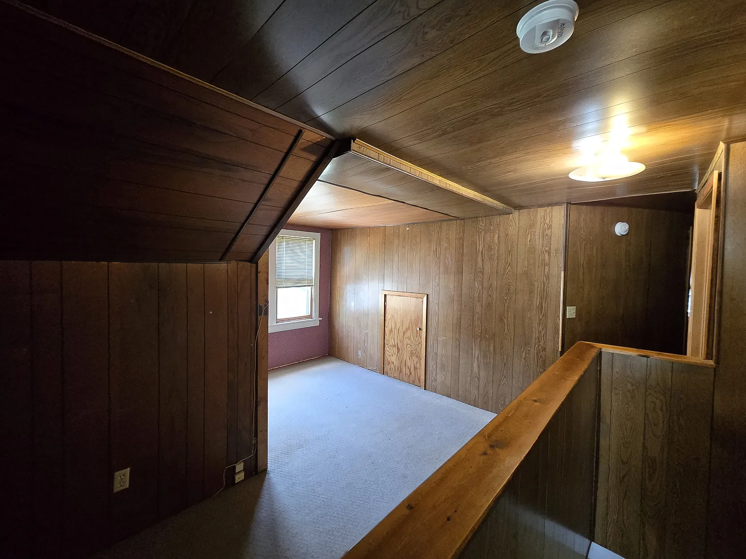 10 bed, 2.5 bath, 3000 sqft, $1,800 — Photo 4