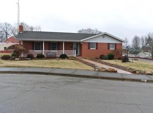 211 S West St, Perryville, MO 63775
