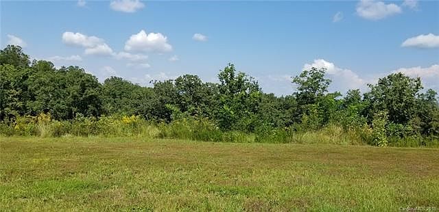 Lot 19