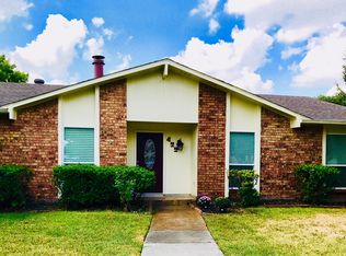 422 Clear Creek Ln, Coppell, TX 75019