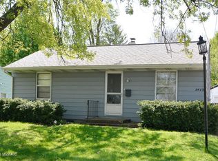 1814 Miller Rd, Kalamazoo, MI 49001