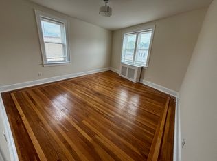 823 McLean Ave #2, Yonkers, NY 10704