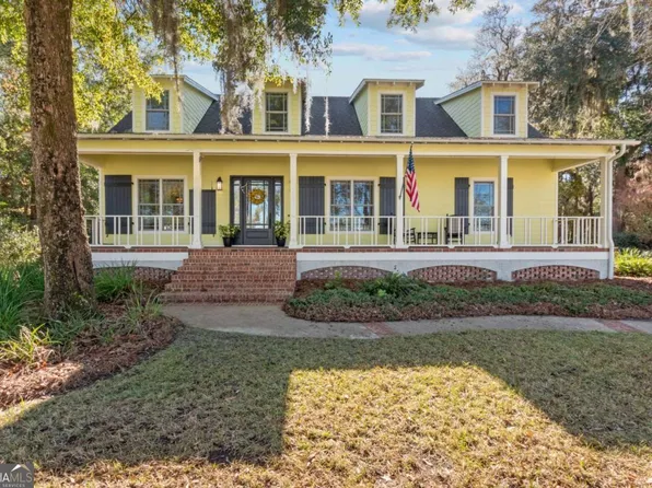 329 Little Satilla Trl, Waverly, GA 31565