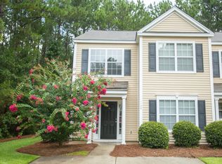 1138 Island Club Dr, Charleston, SC 29492