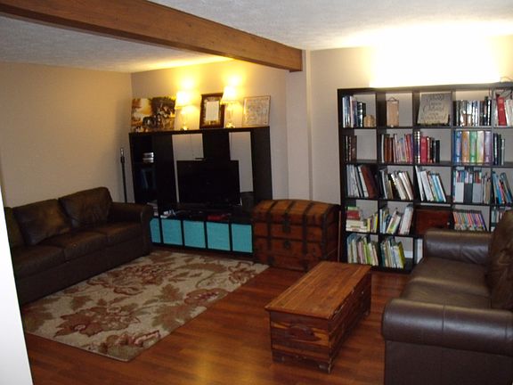 4th image of 931 Lynwood Ct