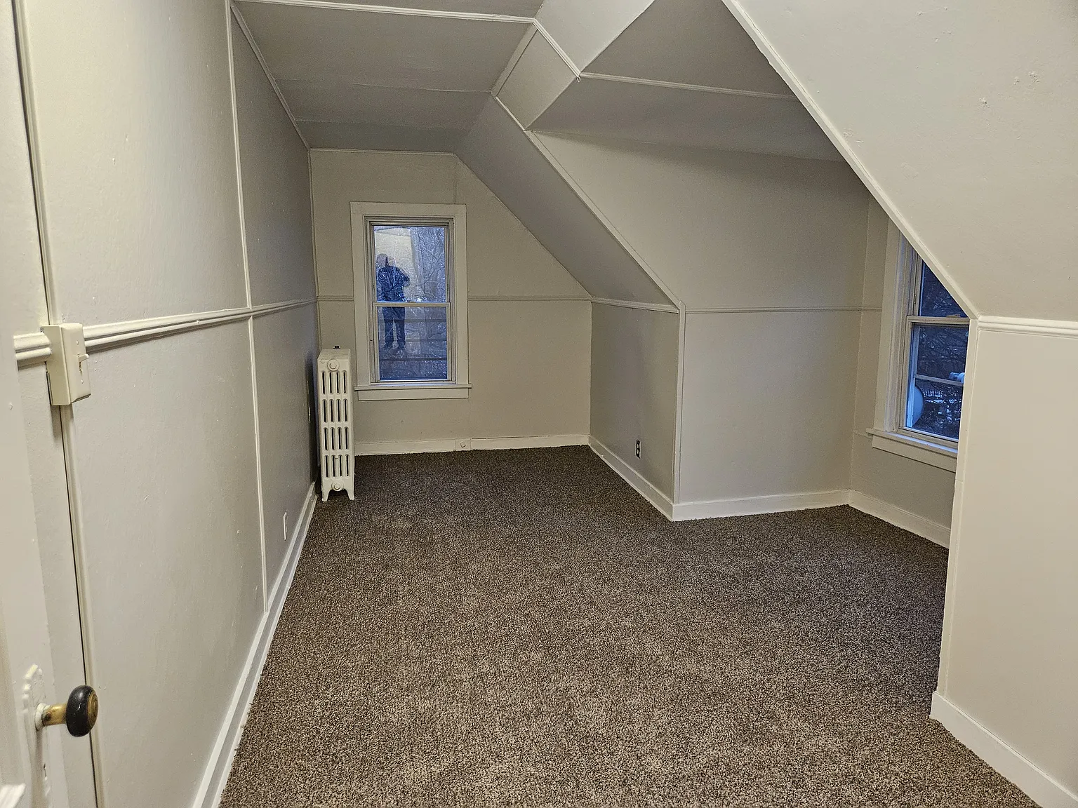 Studio, 400 sqft, $890 — Photo 4