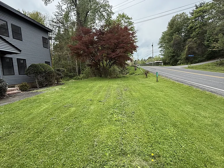 1050 Lucas Avenue Ext — Photo 1
