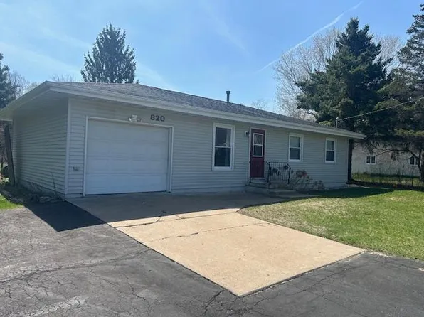 820 1st St, Glenwood City, WI 54013
