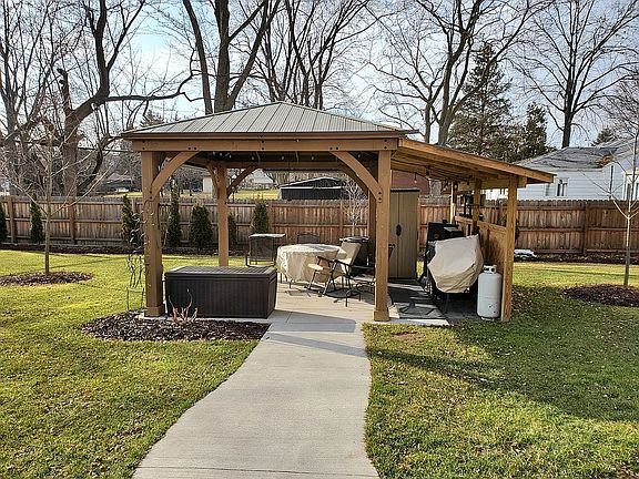 4th image of this home