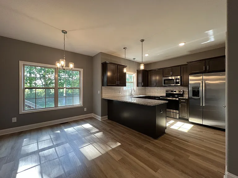 703 Buffalo Ford Dr — Photo 9
