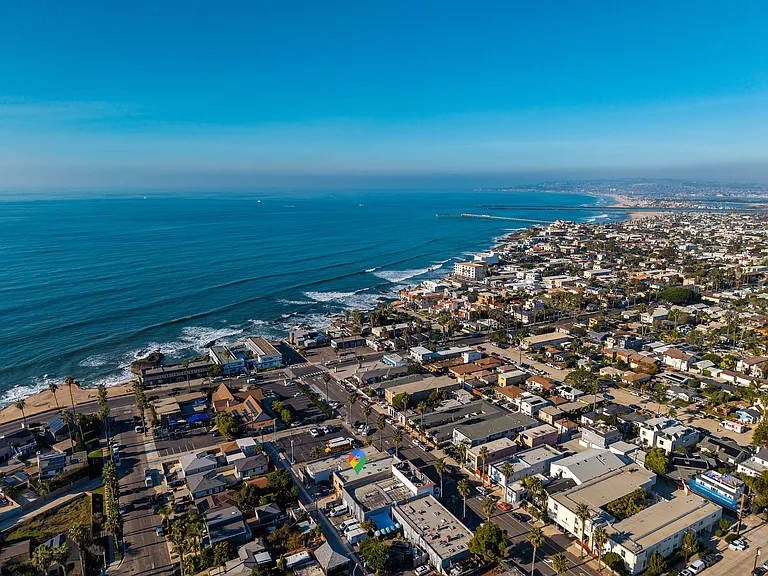 4741 Point Loma Ave #201 — Photo 38