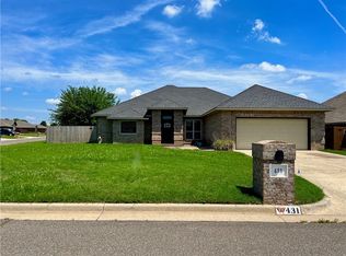 431 NE 20th St, Newcastle, OK 73065
